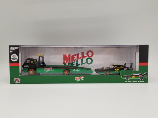 M2 CHASE - 1970 Dodge L600 COE & 1969 Daytona HEMI - Mello Yello Auto Hauler