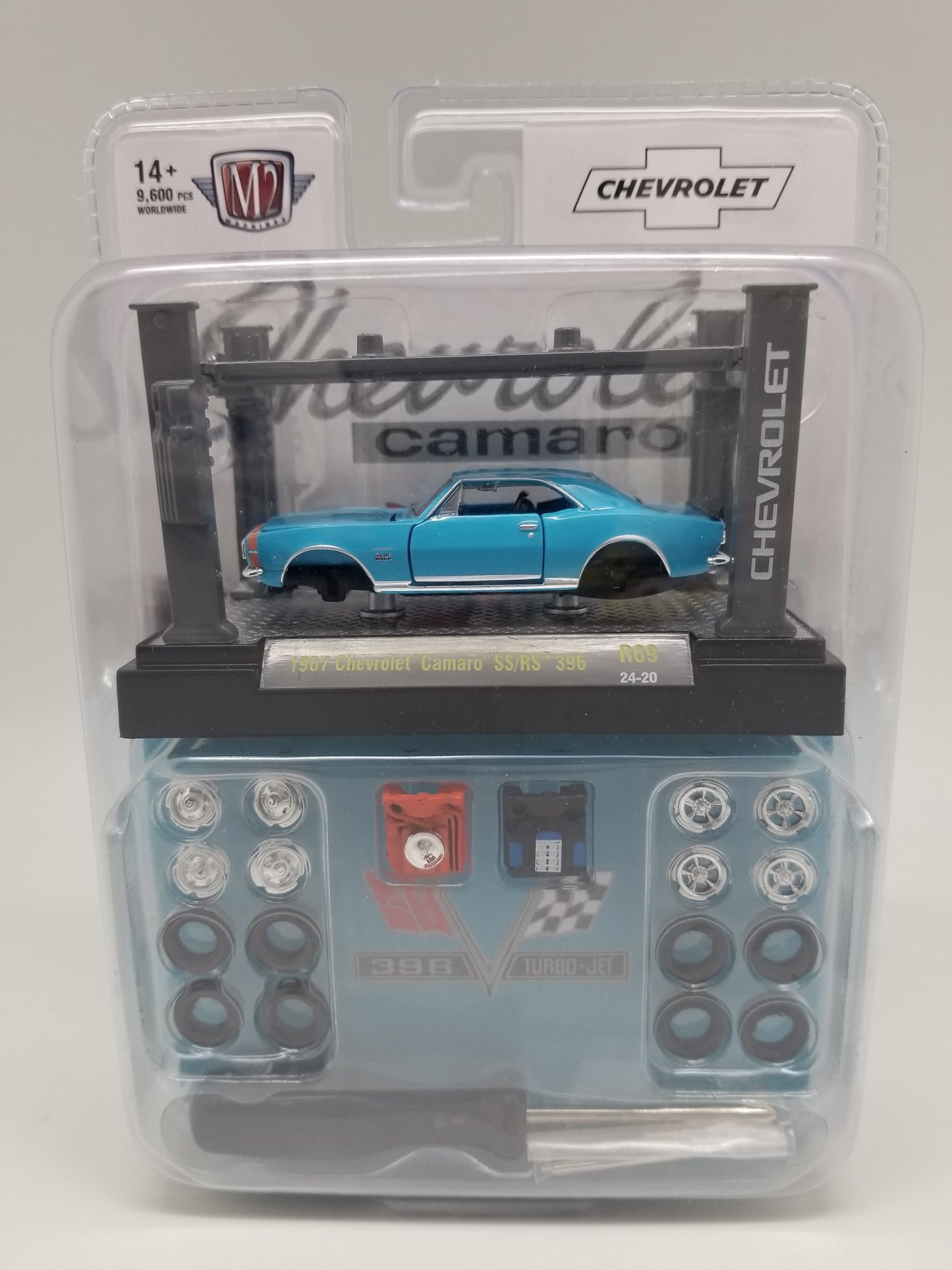 M2 1967 Chevrolet Camaro SS/RS 396 - Model Kit