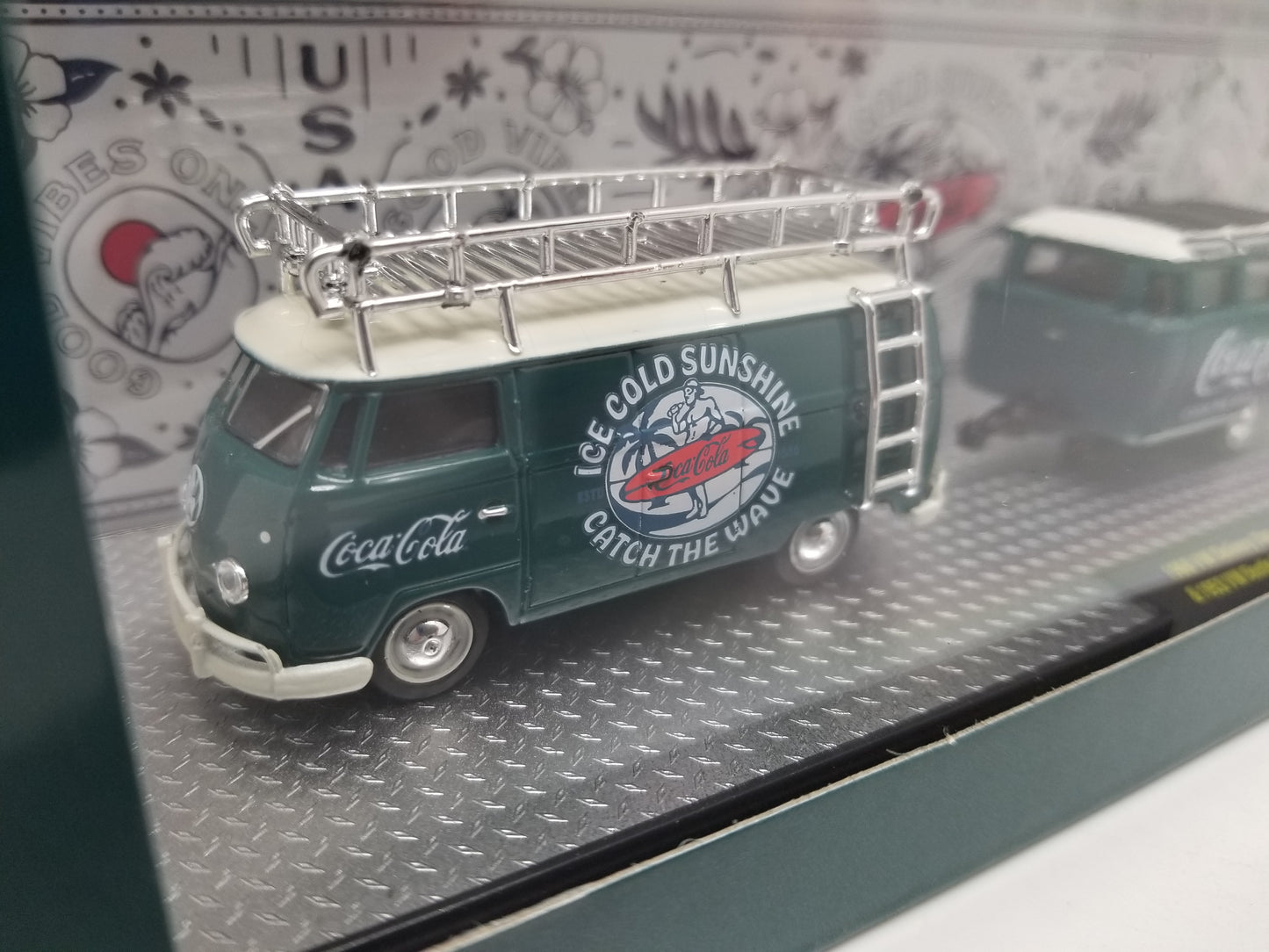 M2 1960 VW Delivery Van & 1953 VW Beetle Deluxe USA Model - Coca-Cola Auto Hauler