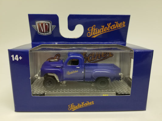 M2 1950 Studebaker 2R Truck