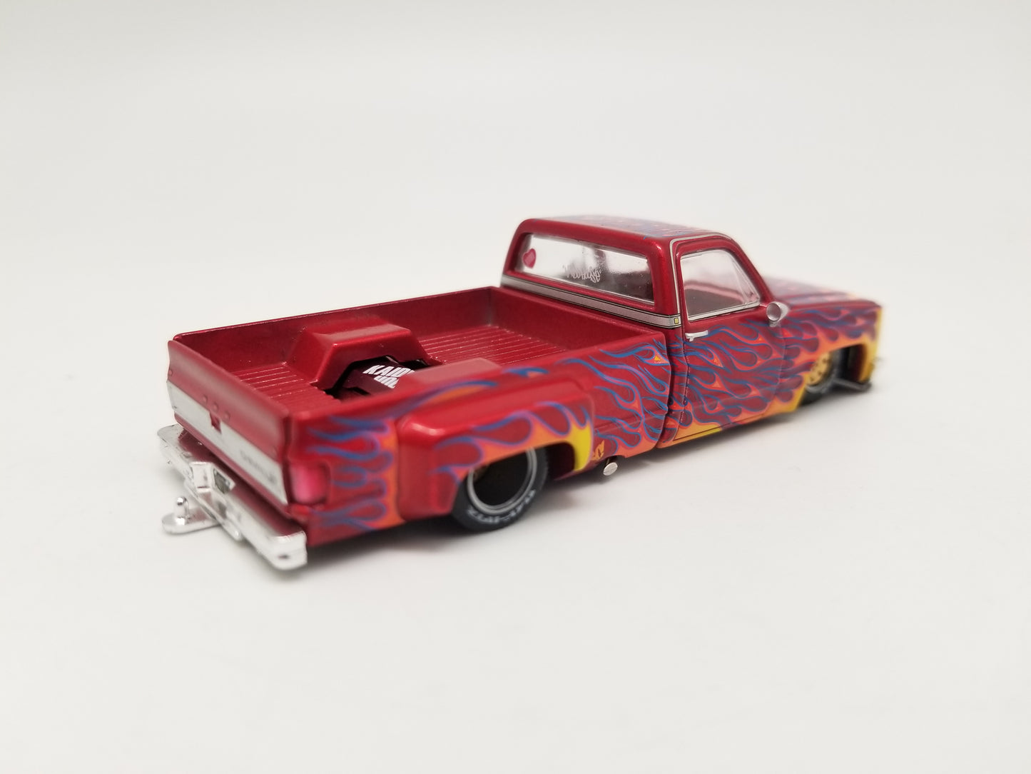 Kaido House 127 Chevrolet Silverado Dually Fire - RED