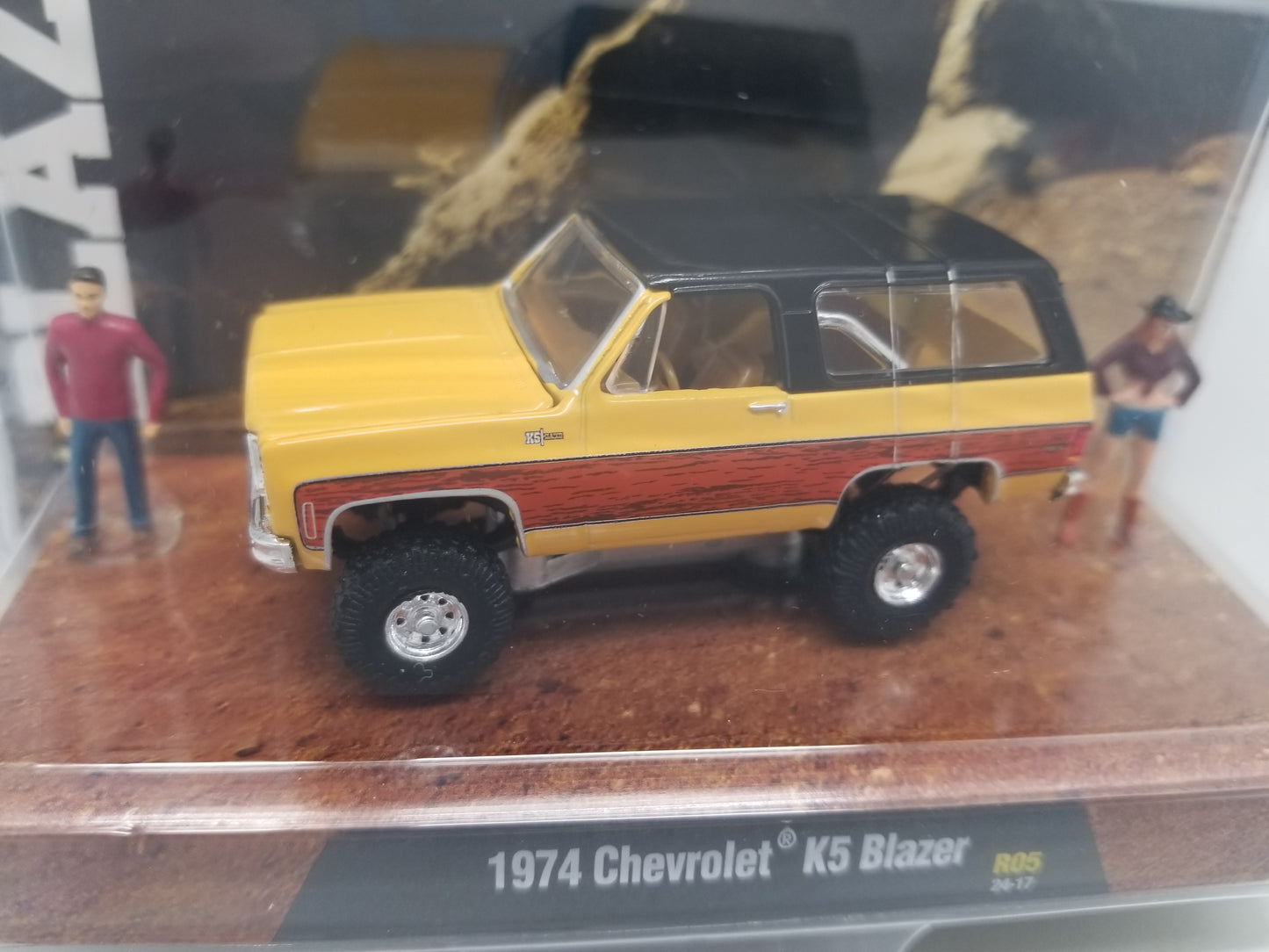 M2 Auto-Figs 1974 Chevrolet K5 Blazer