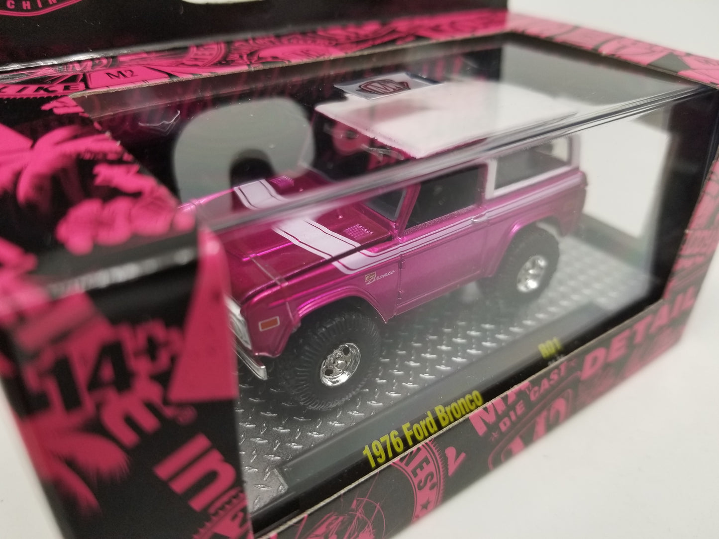 M2 1976 Ford Bronco - Pink Chrome