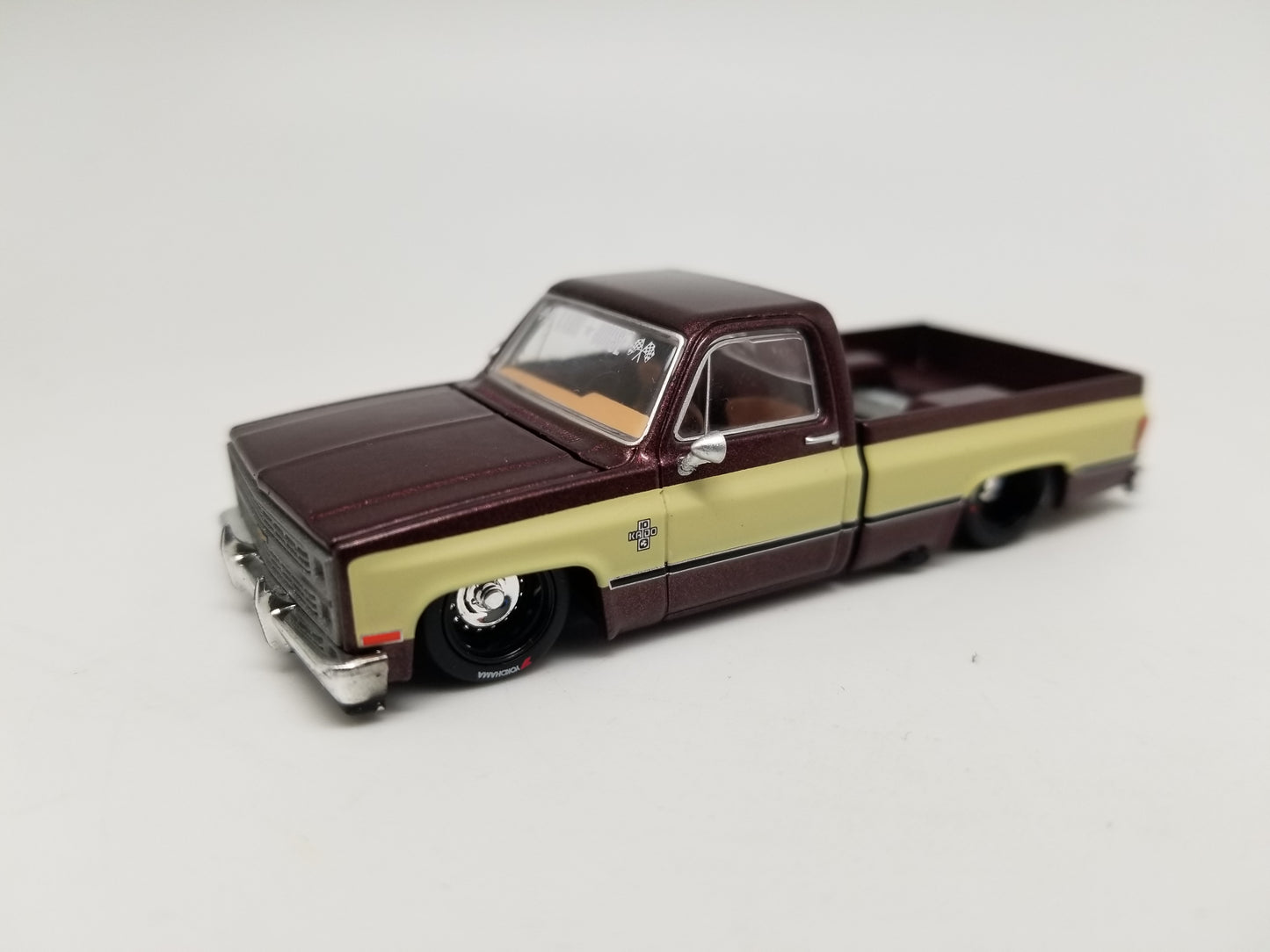 Kaido House 145 Chevrolet Silverado - Two-Tone Brown Cream