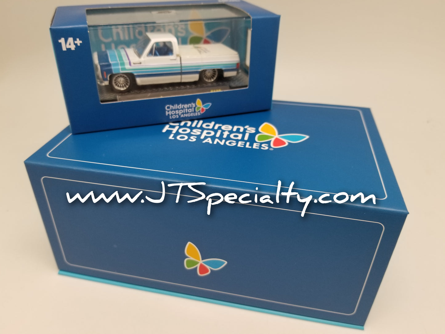 M2 1975 Chevrolet Cheyenne Super 10 - CHLA Charity Truck