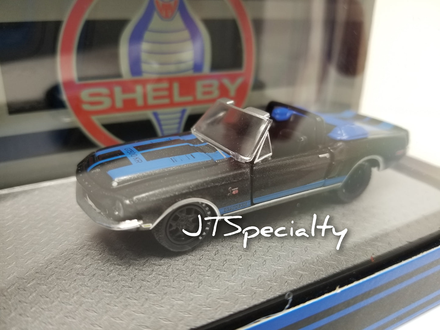 M2 1966 Ford C-950 & 1968 Mustang Shelby GT500 KR - Auto Hauler