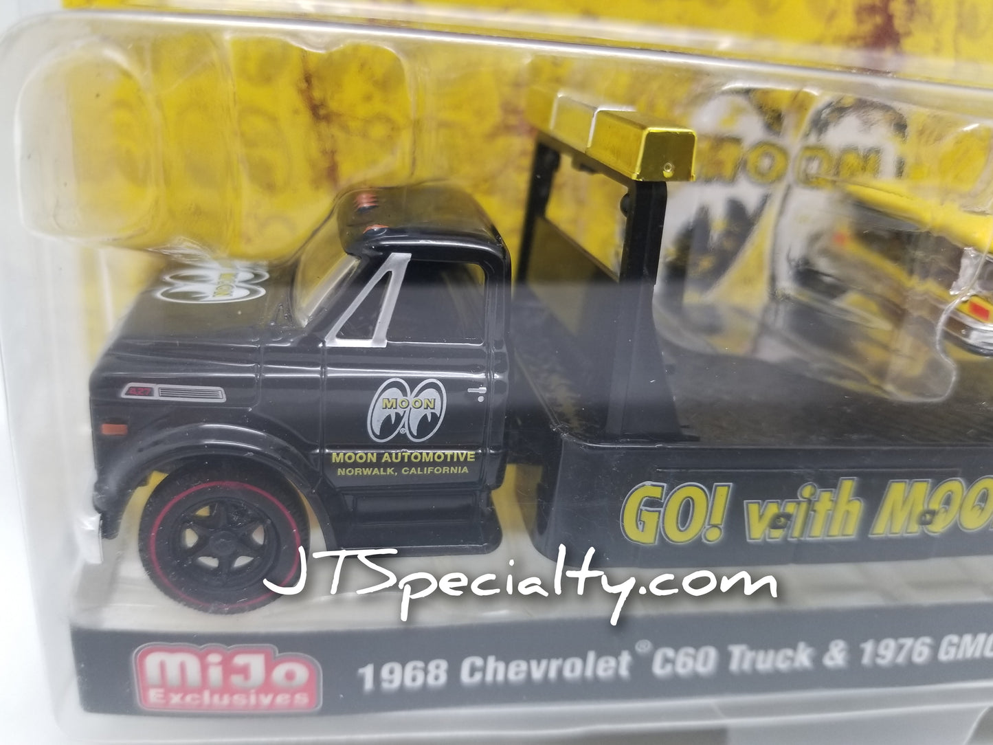 M2 1968 Chevrolet C60 Truck & 1976 GMC Sierra Grande 15 Custom - Mooneyes