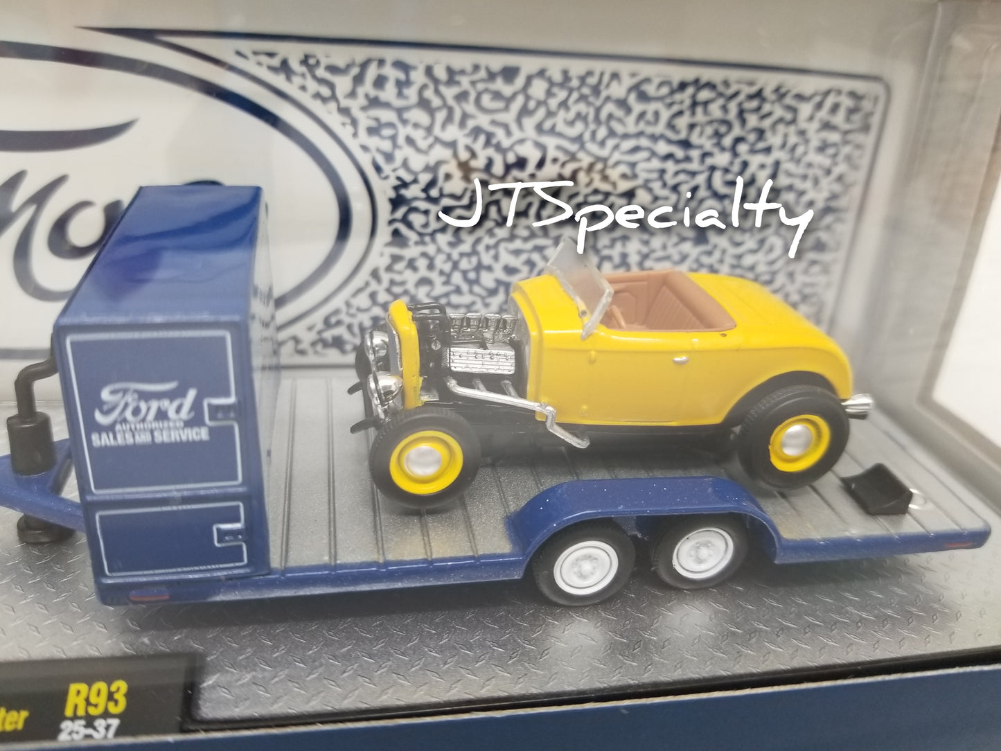 M2 1948 Ford Parcel Truck & 1932 Ford Roadster - Auto Hauler