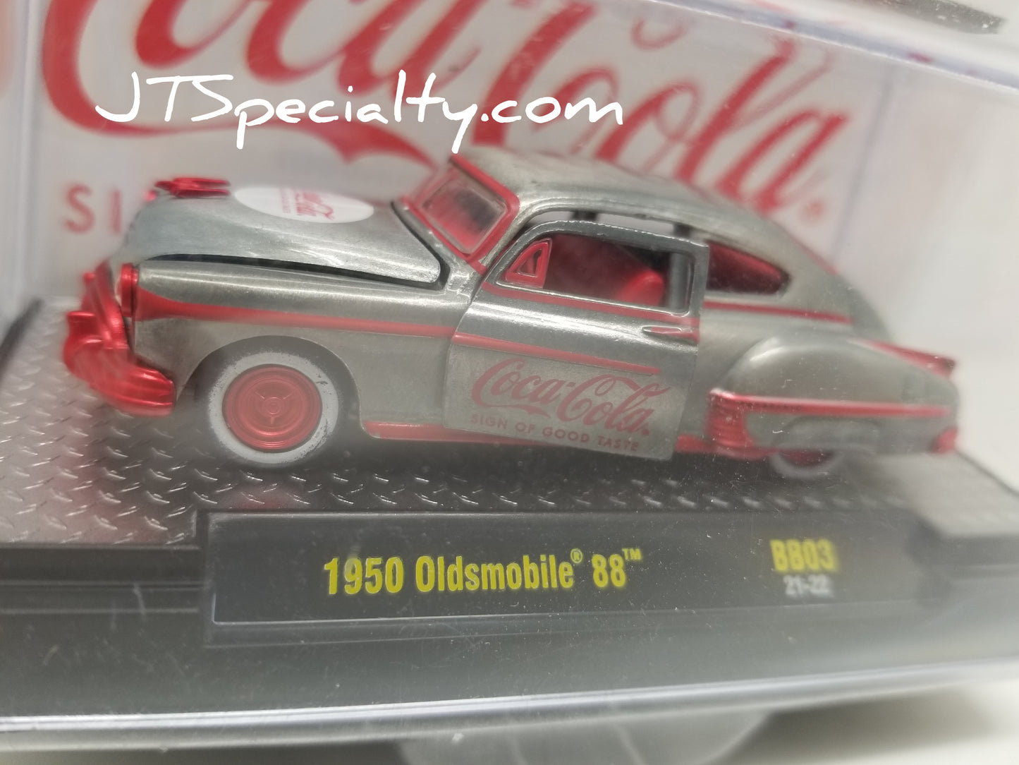 M2 SUPER CHASE - 1950 Oldsmobile 88 - Coca-Cola