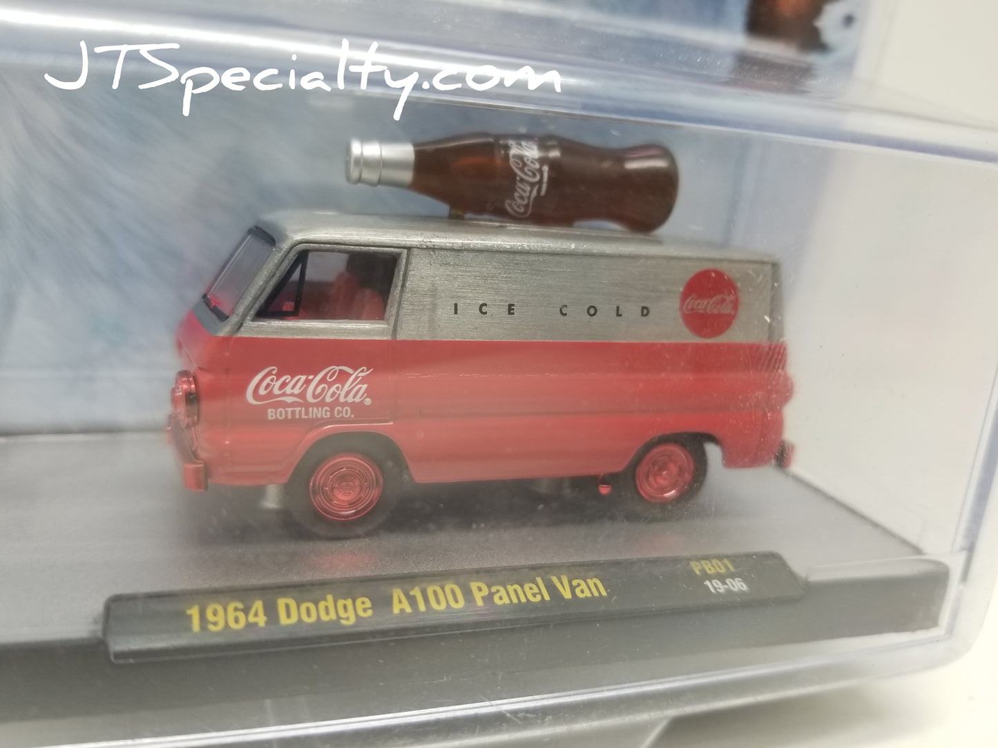 M2 SUPER CHASE - 1964 Dodge A100 Panel Van - Coca-Cola