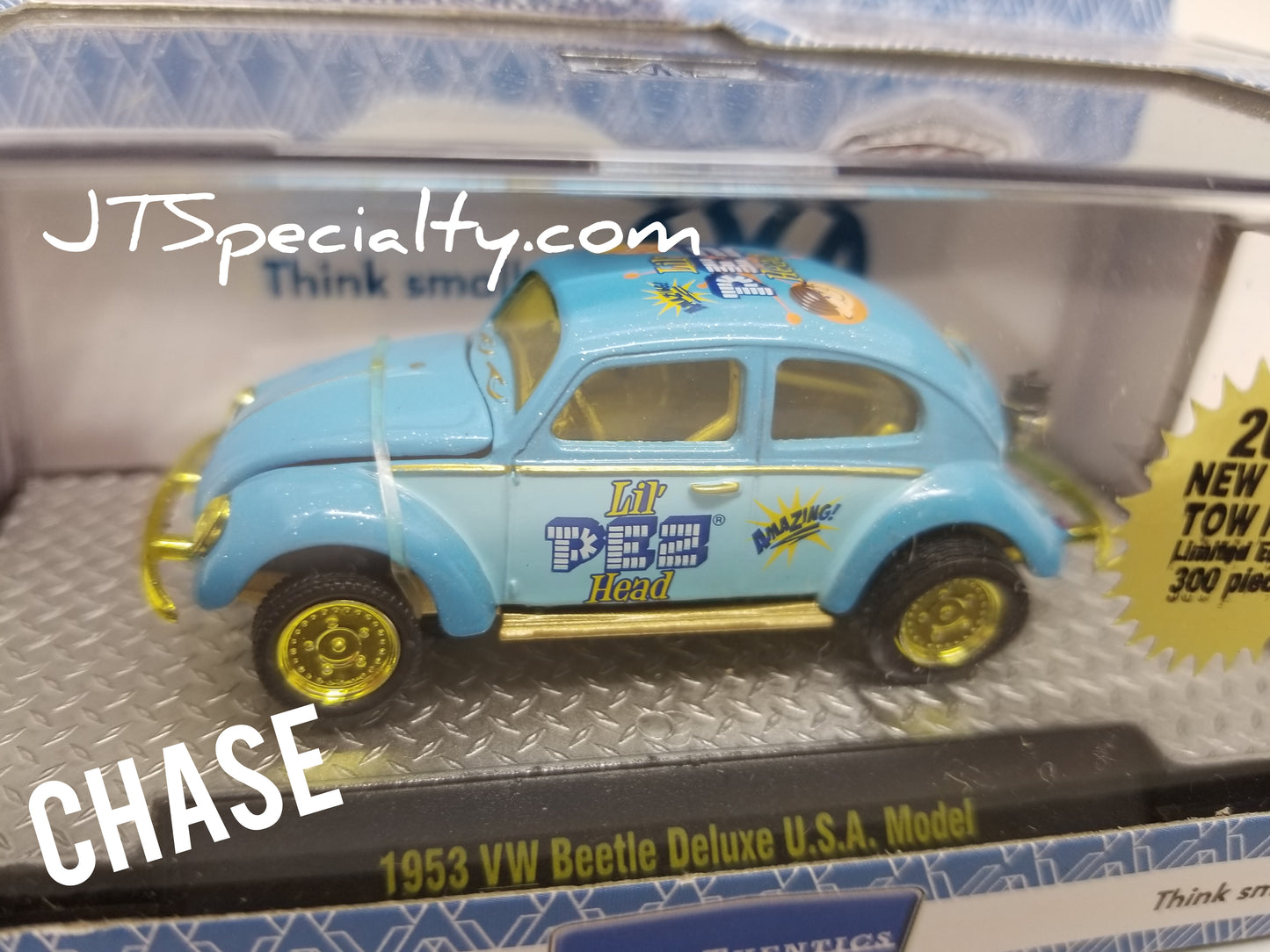 M2 CHASE 1953 VW Beetle Deluxe USA Model - 2019 New York Toy Fair