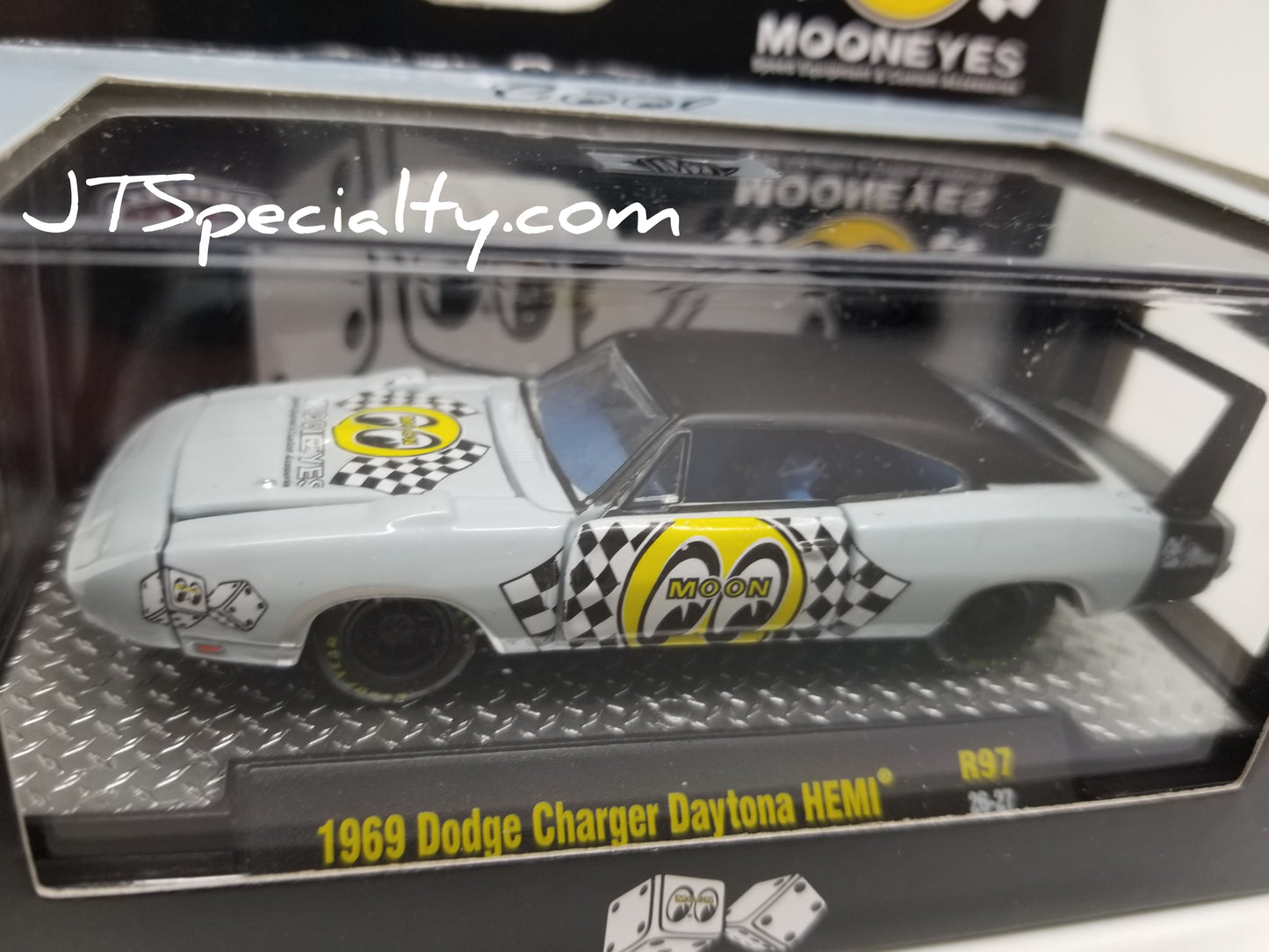 M2 1969 Dodge Charger Daytona HEMI - Mooneyes
