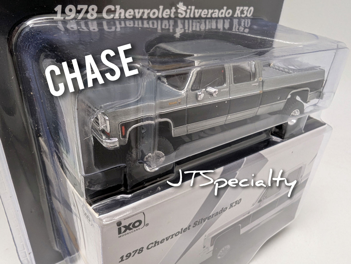 iXO CHASE 1978 Chevrolet Silverado K30 Crew Cab Lifted
