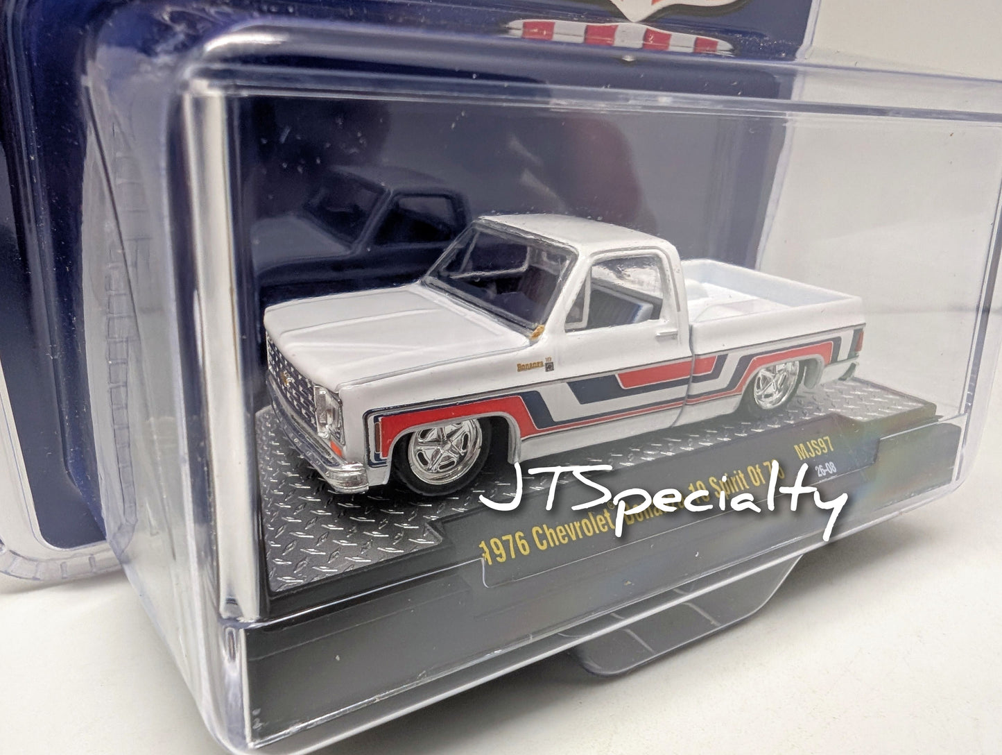 M2 1976 Chevrolet Bonanza 10 - WHITE Spirit of '76 - MiJo