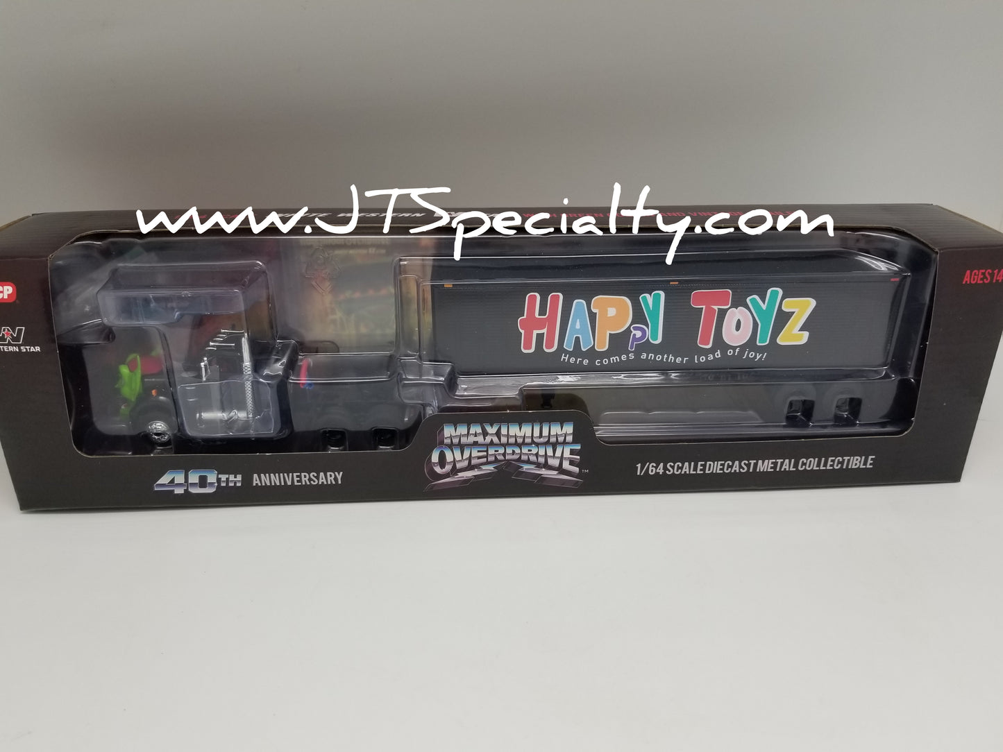 DCP - Happy Toyz - White Western Star and 40 Vintage Trailer - Maximum Overdrive