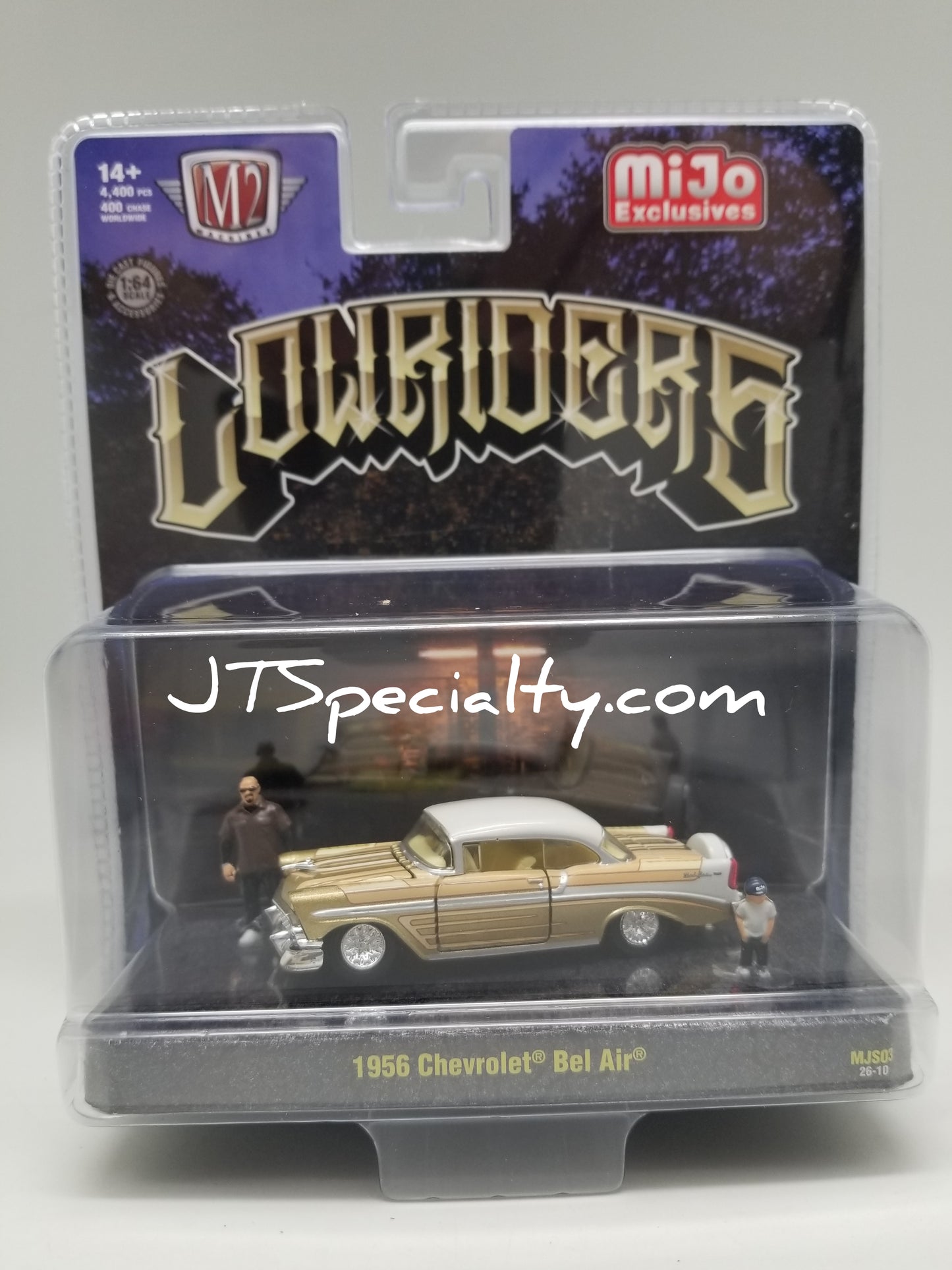 M2 1956 Chevrolet Bel Air Lowriders w/ 2 Figures
