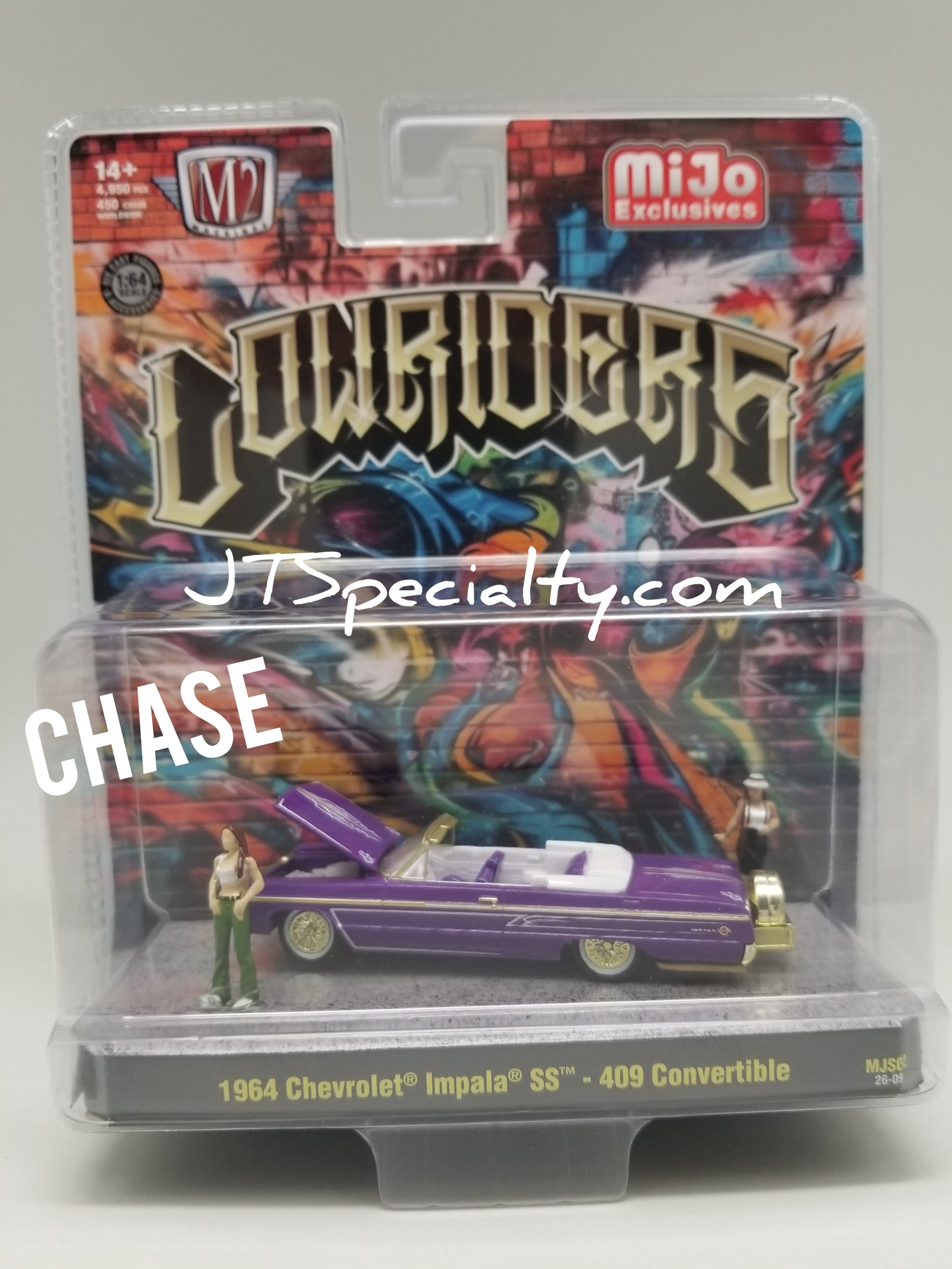 M2 CHASE 1964 Chevrolet Impala Convertible - Lowriders w/ Figures