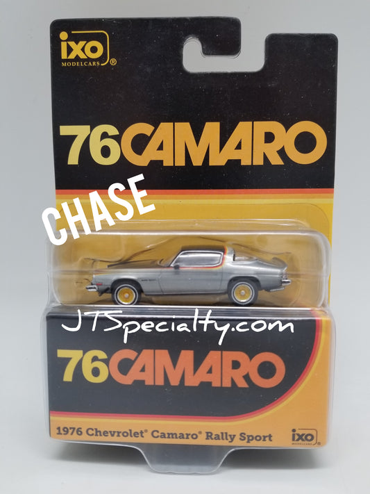 iXO CHASE 1976 Chevrolet Camaro Rally Sport - Yellow