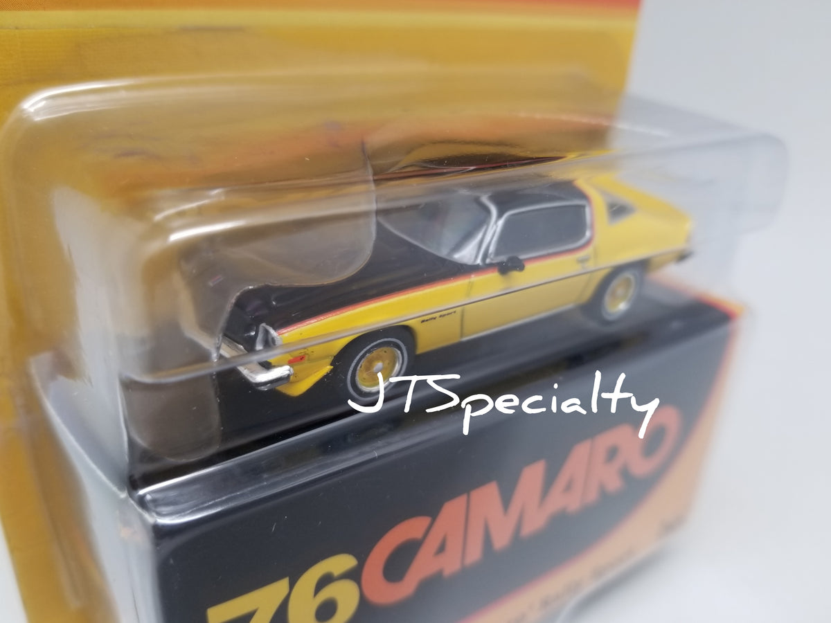 iXO 1976 Chevrolet Camaro Rally Sport - Yellow