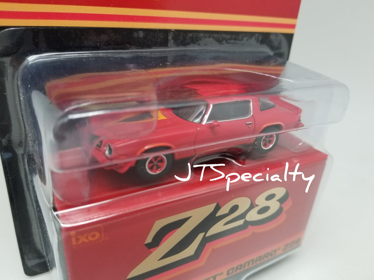 iXO 1977 Chevrolet Camaro Z28 - Light Red