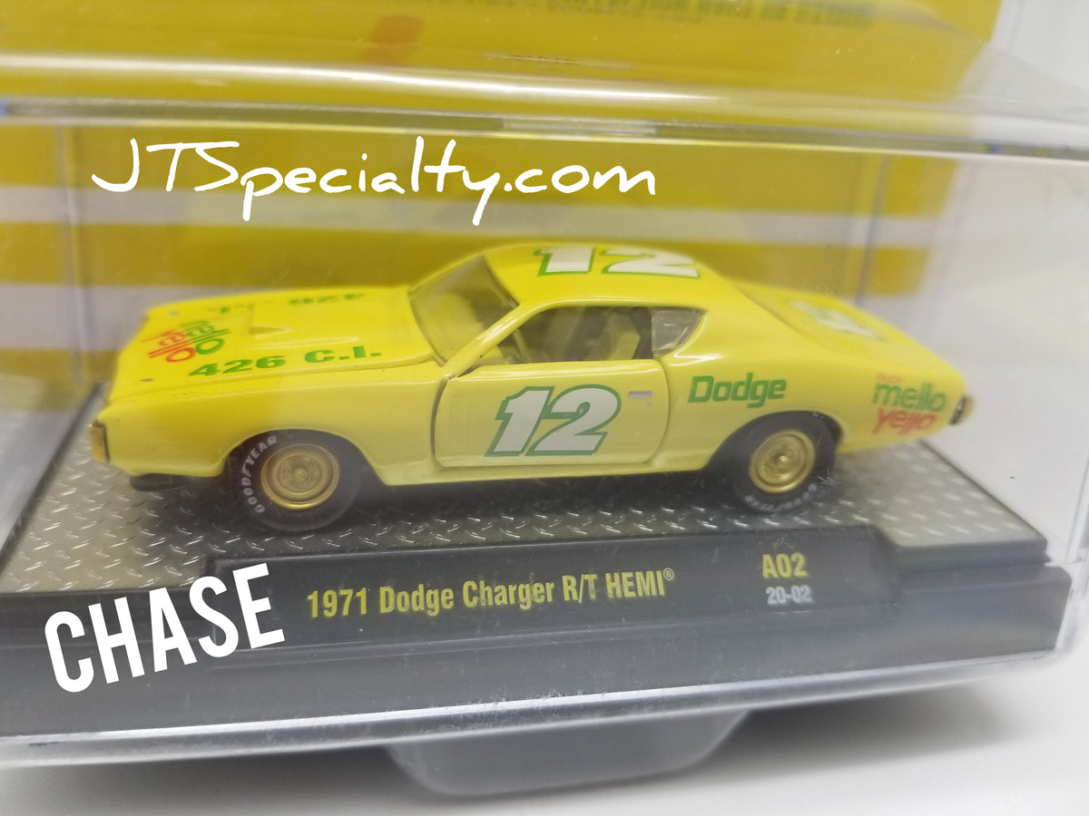 M2 CHASE A02 1971 Dodge Charger R/T HEMI - Mello Yello