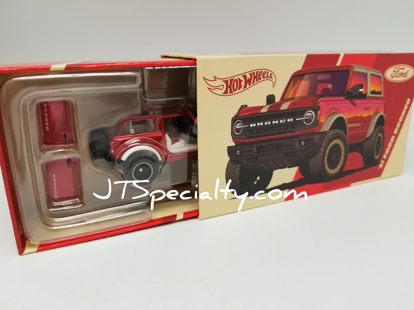 Hot Wheels RLC 2021 Ford Bronco - RED