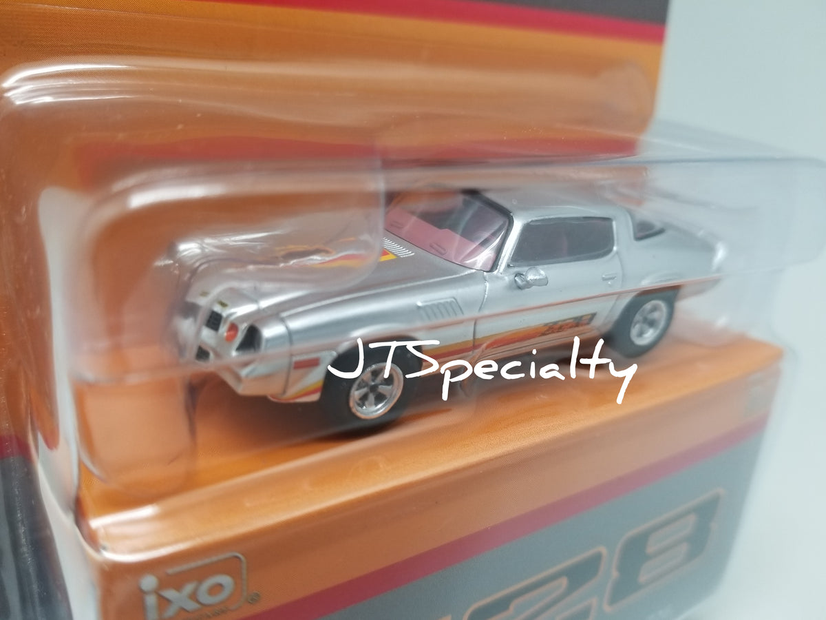 iXO 1979 Chevrolet Camaro Z28 - Silver