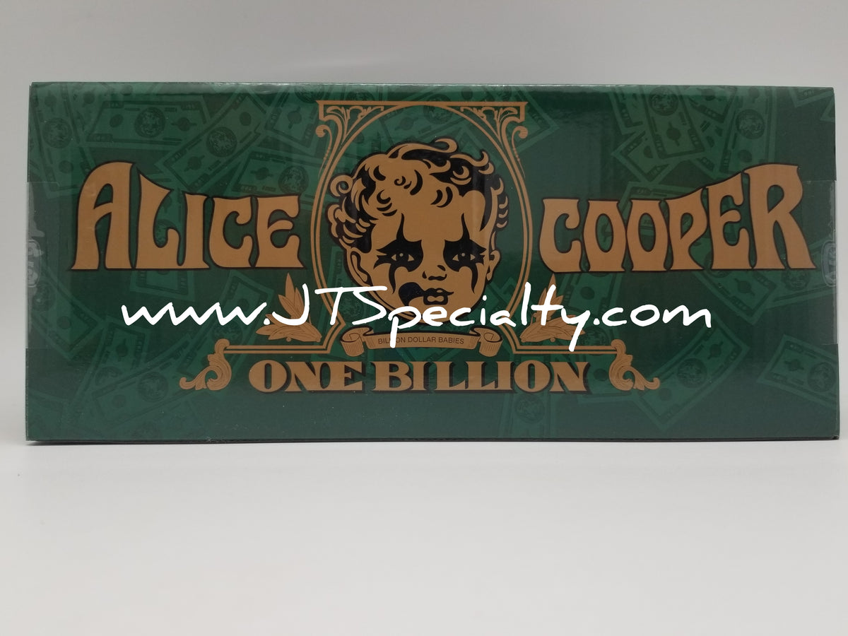 M2 CHASE 1:24 Scale - 1990 Chevrolet C1500 - Alice Cooper