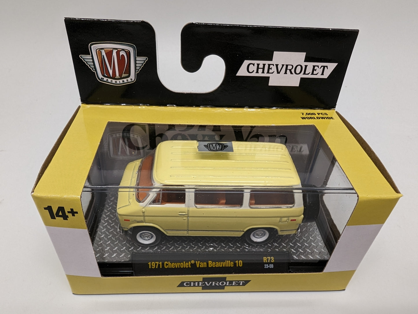 M2 1971 Chevrolet Van Beauville 10