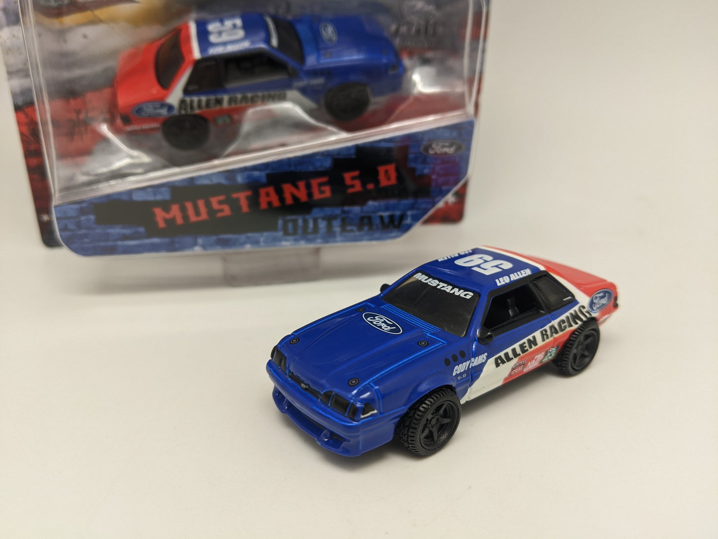 Maisto - Mustang 5.0 Outlaw - Magical Weekend of Cars