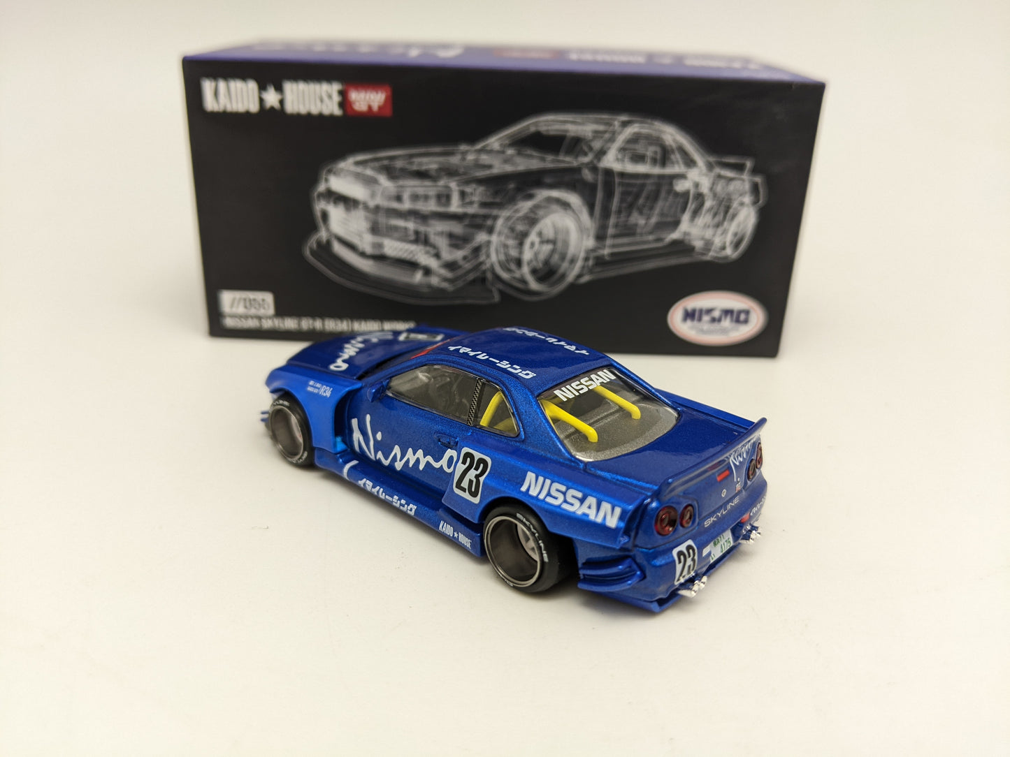 Kaido House 055 Mini GT - Nissan Skyline GT-R (R34) Kaido Works V3