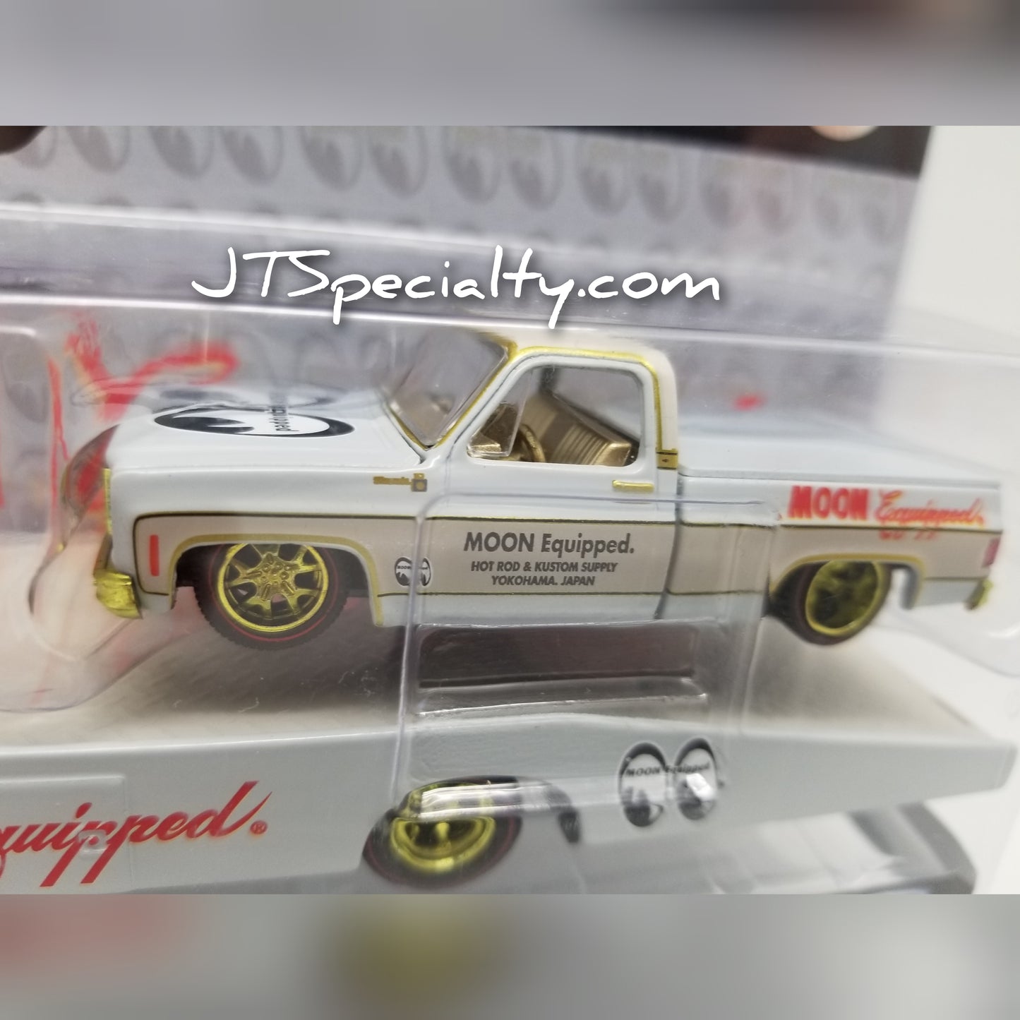 M2 CHASE 1968 Chevrolet C60 Truck & 1978 Silverado - Mooneyes