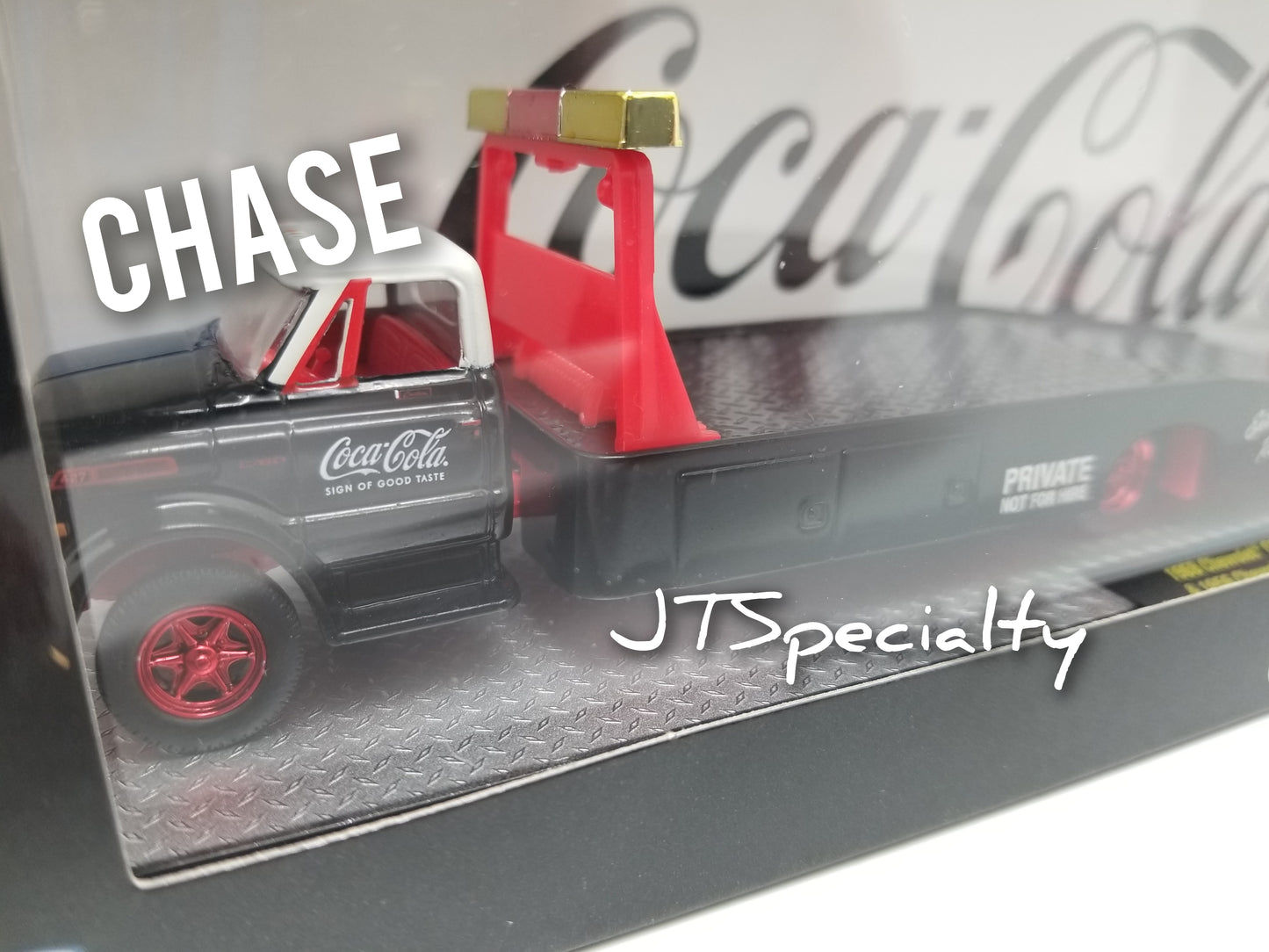 M2 CHASE 1968 Chevrolet C60 Truck & 1956 Chevrolet Bel Air - Coca~Cola Auto Hauler