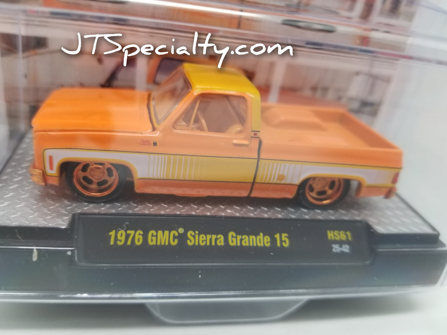 M2 CHASE 1976 GMC Sierra Grande 15 "Orange Slice" - HOBBY SPECIAL
