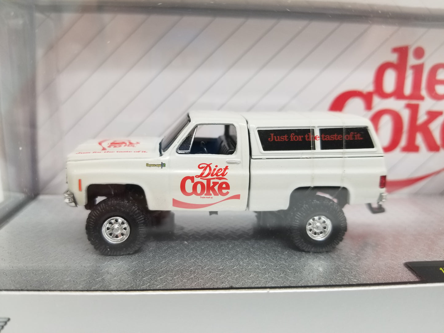 M2 1973 Chevrolet Cheyenne Super 10 4X4 & 1985 Camaro IROC-Z - Diet Coke Auto Hauler