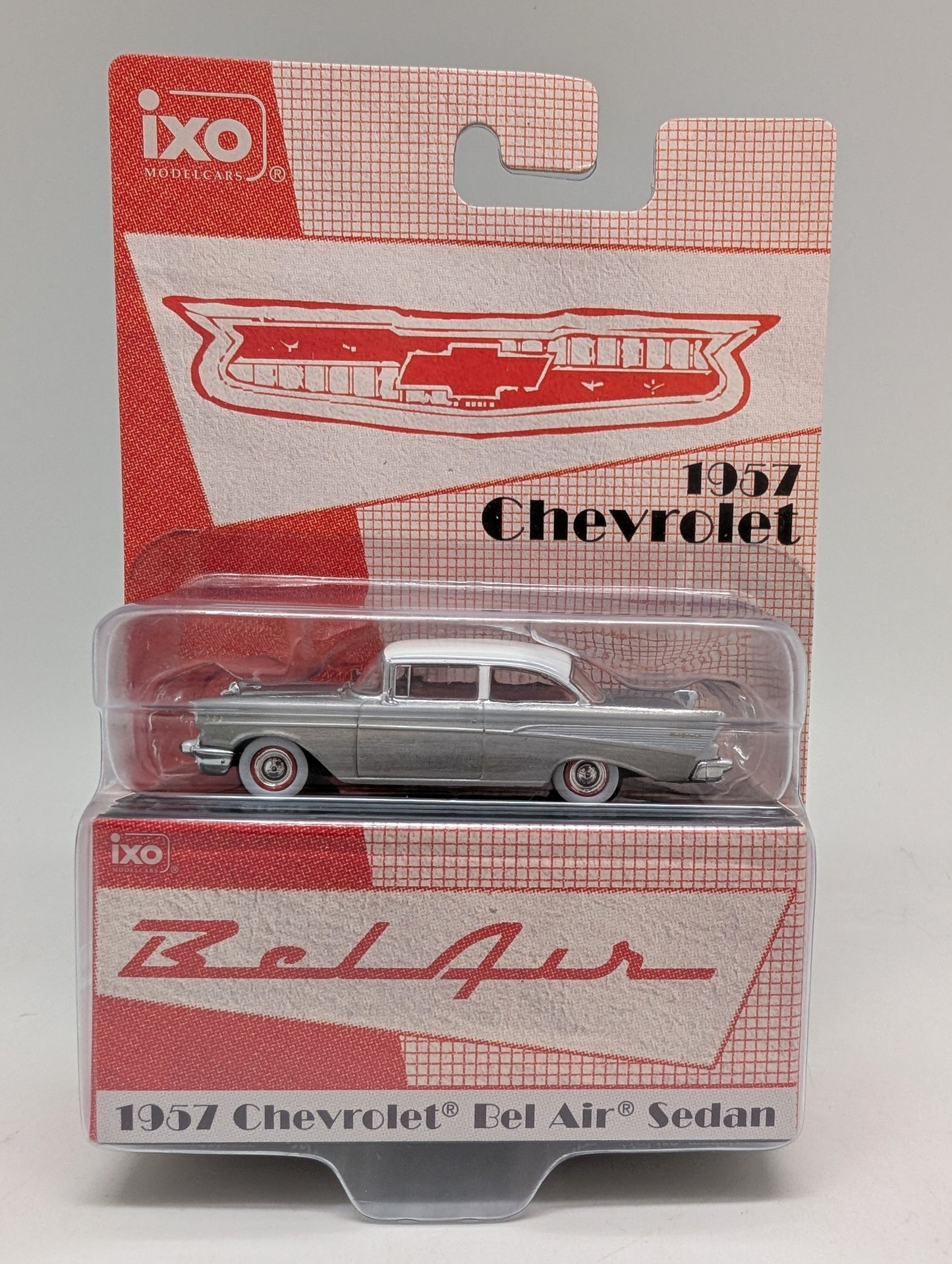 iXO CHASE 1957 Chevrolet Bel Air Sedan - Matador Red