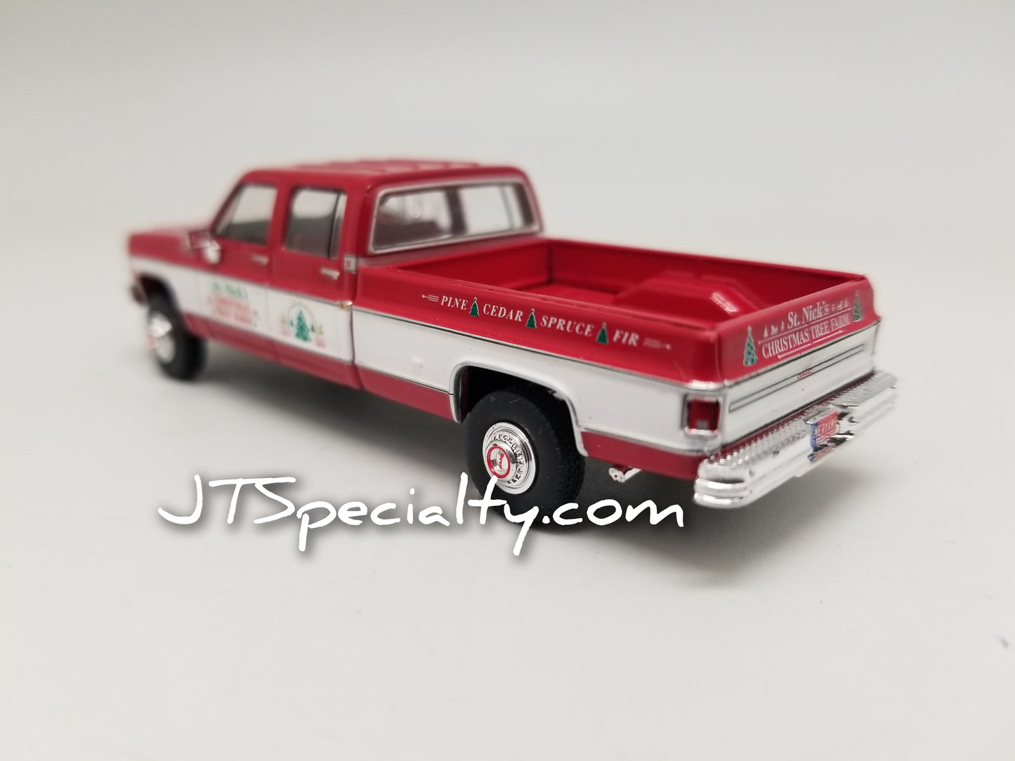 iXO 1976 GMC Sierra Grande 2500 - Christmas Exclusive