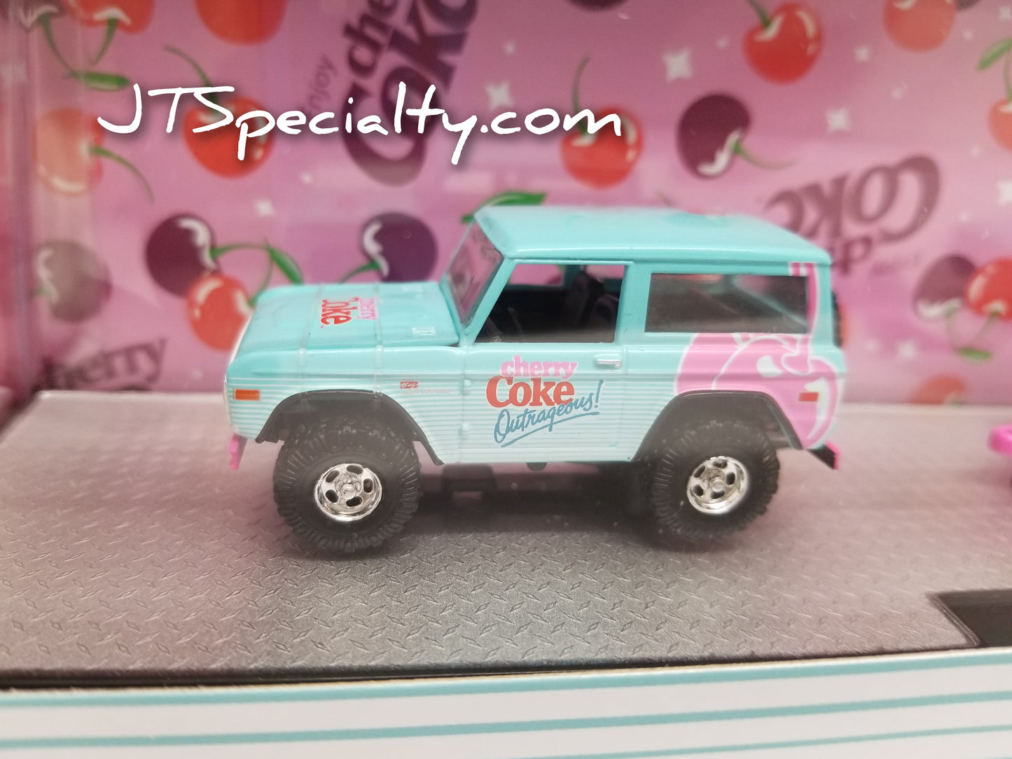 M2 1976 Ford Bronco & 1995 Ranger XLT - Cherry Coke Auto Hauler