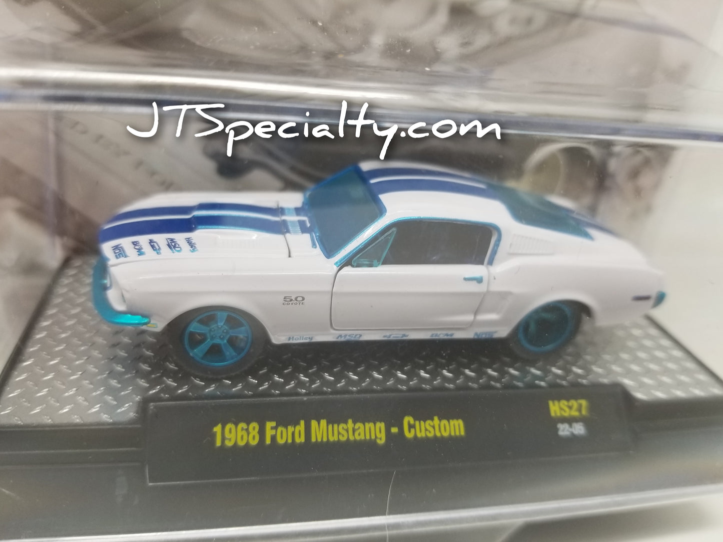 M2 CHASE 1968 Ford Mustang - Custom - 5.0 Coyote
