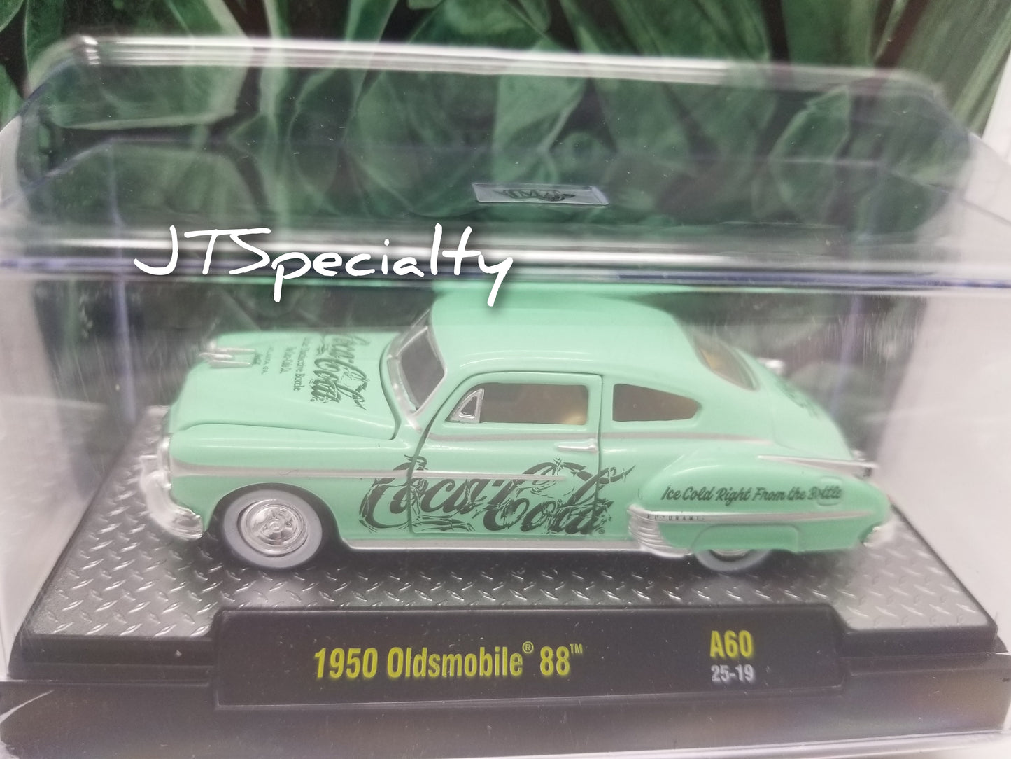 M2 1950 Oldsmobile 88 – Coca-Cola
