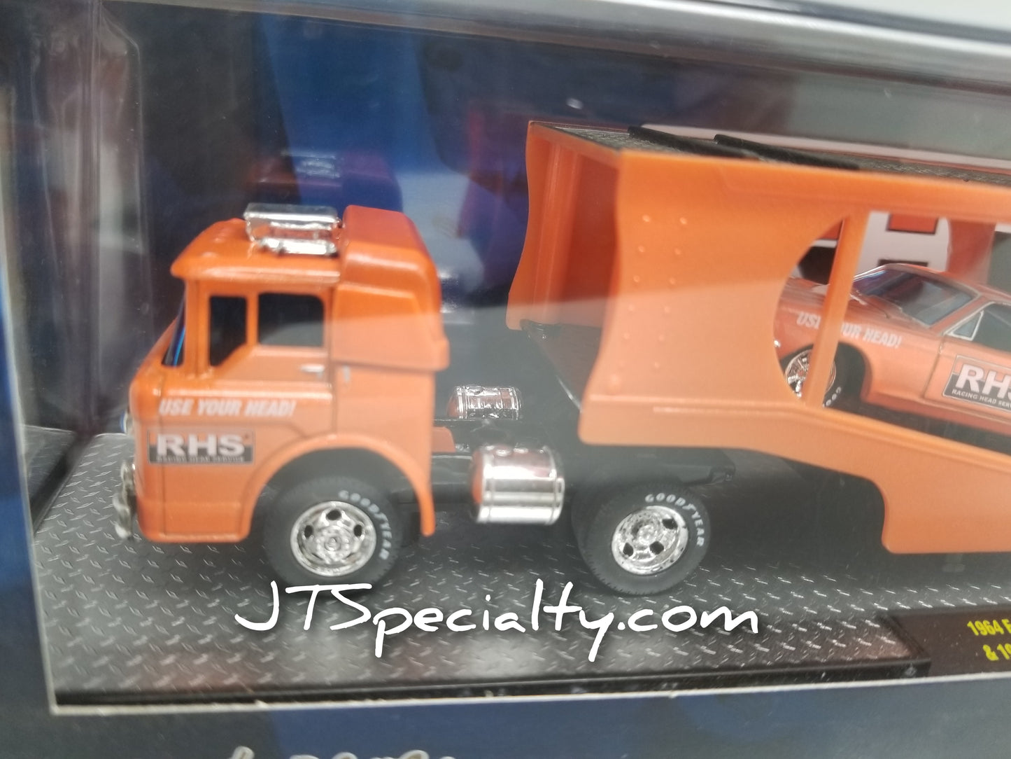 M2 1964 Ford C-950 Truck & 1968 Mustang Fastback 2 + 2 - RHS Auto Hauler
