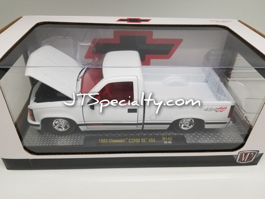 M2 1:24 Scale - 1993 Chevrolet C1500 SS 454 - WHITE
