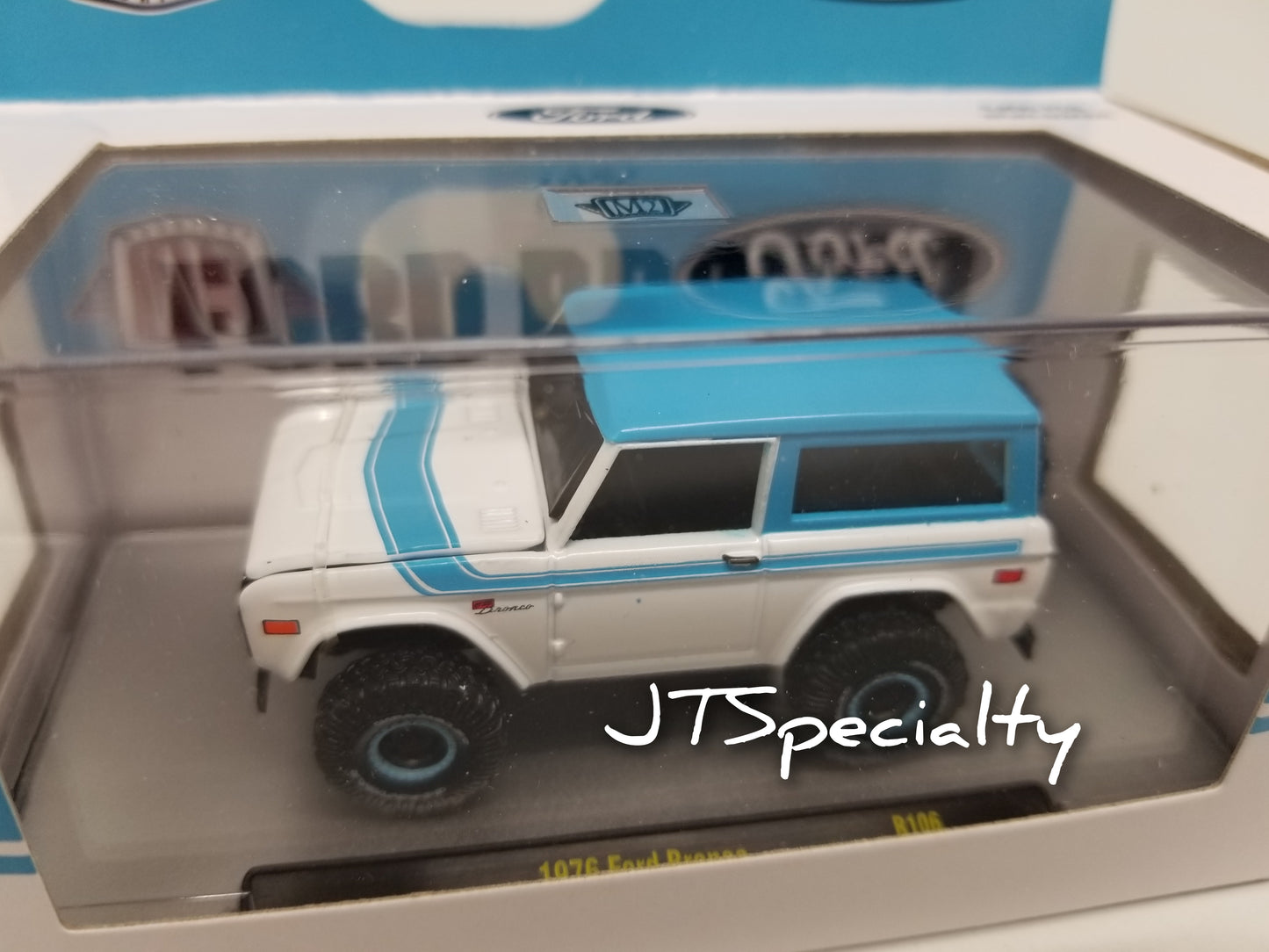 M2 1976 Ford Bronco
