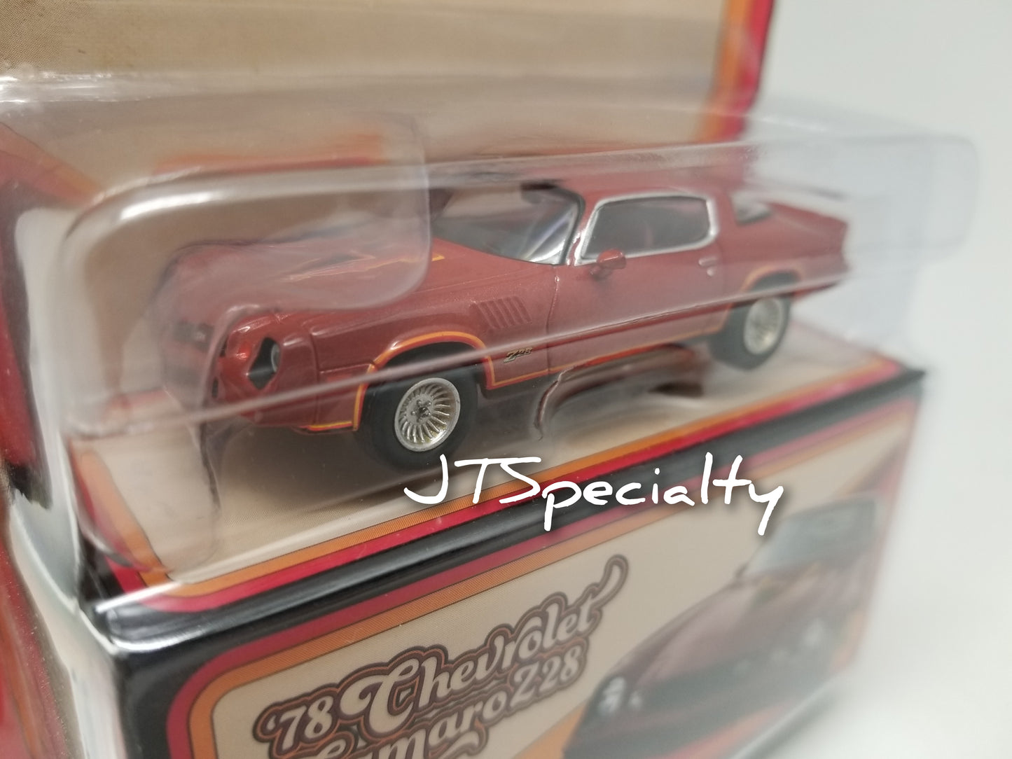 iXO 1978 Chevrolet Camaro Z28 - Carmine Metallic