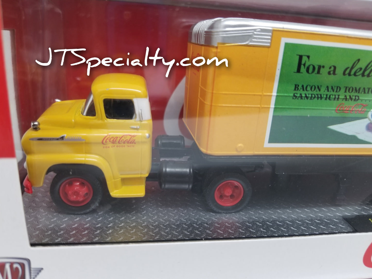 M2 1958 Chevrolet Spartan LCF & 1958 Apache Stepside - Coca-Cola Hauler