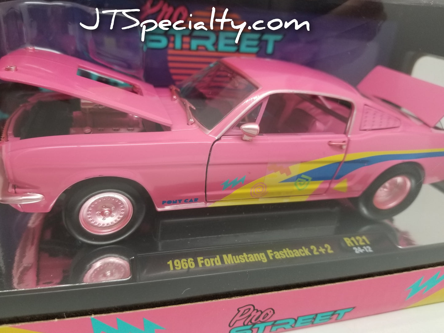 M2 CHASE 1:24 Scale - 1966 Ford Mustang Fastback 2+2 - Pro Street