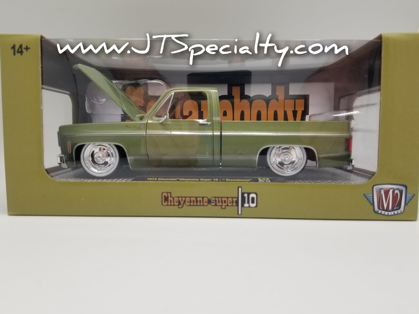 M2 1:24 Scale - 1973 Chevrolet Cheyenne Super 10 - Greenbeans