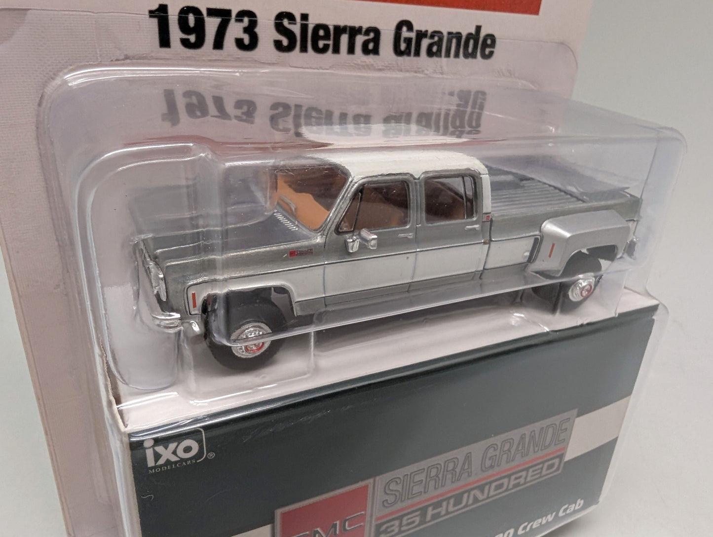 iXO CHASE 1973 GMC Sierra Grande 3500 Crew Cab Dually