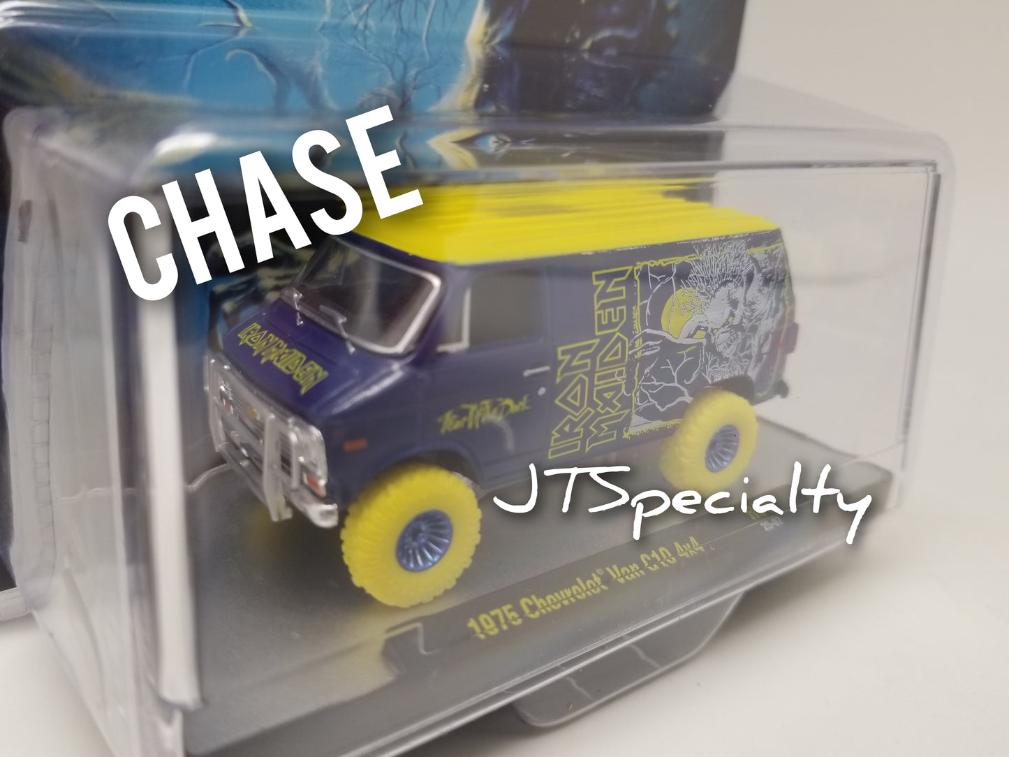 M2 CHASE 1975 Chevrolet Van G10 4x4 - Iron Maiden Rock Legends