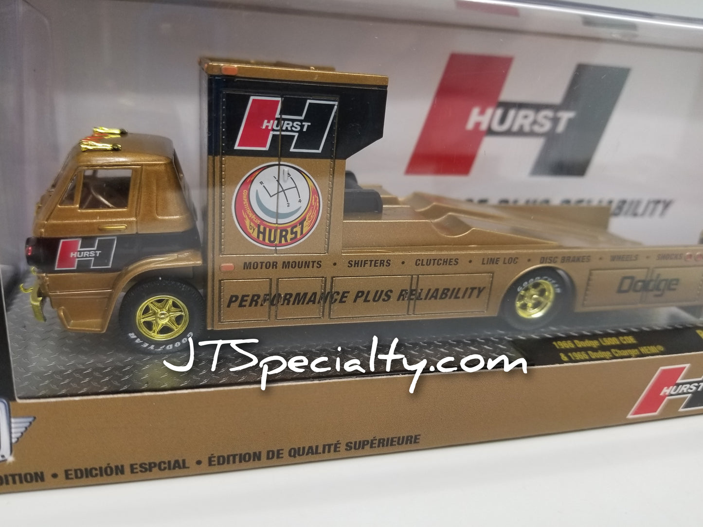 M2 CHASE 1966 Dodge L600 COE & 1966 Charger HEMI - Hurst Auto Hauler